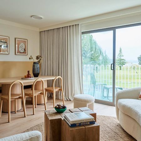 The Isla Hotel Бейтманс Бей Екстериор снимка